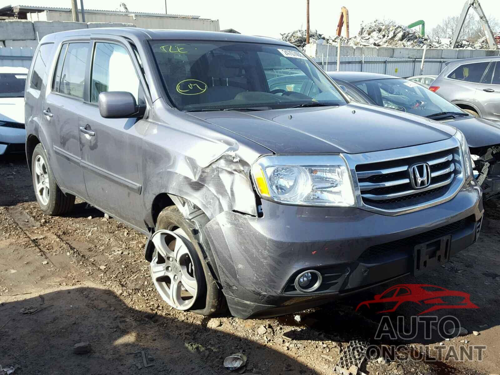 HONDA PILOT 2015 - 5FNYF4H30FB074584