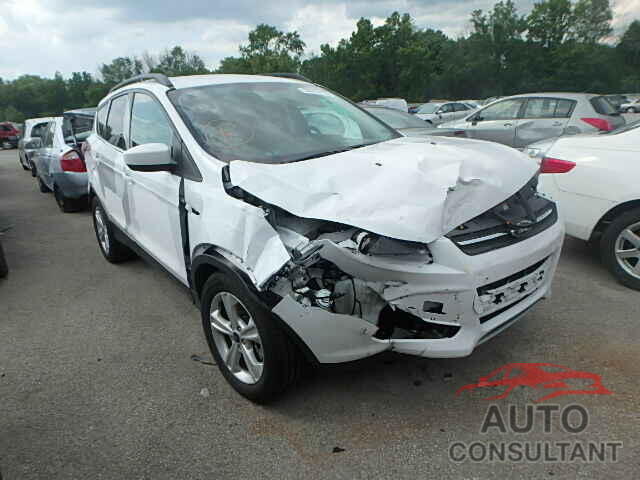 FORD ESCAPE 2015 - 1FMCU9GX3FUB33017