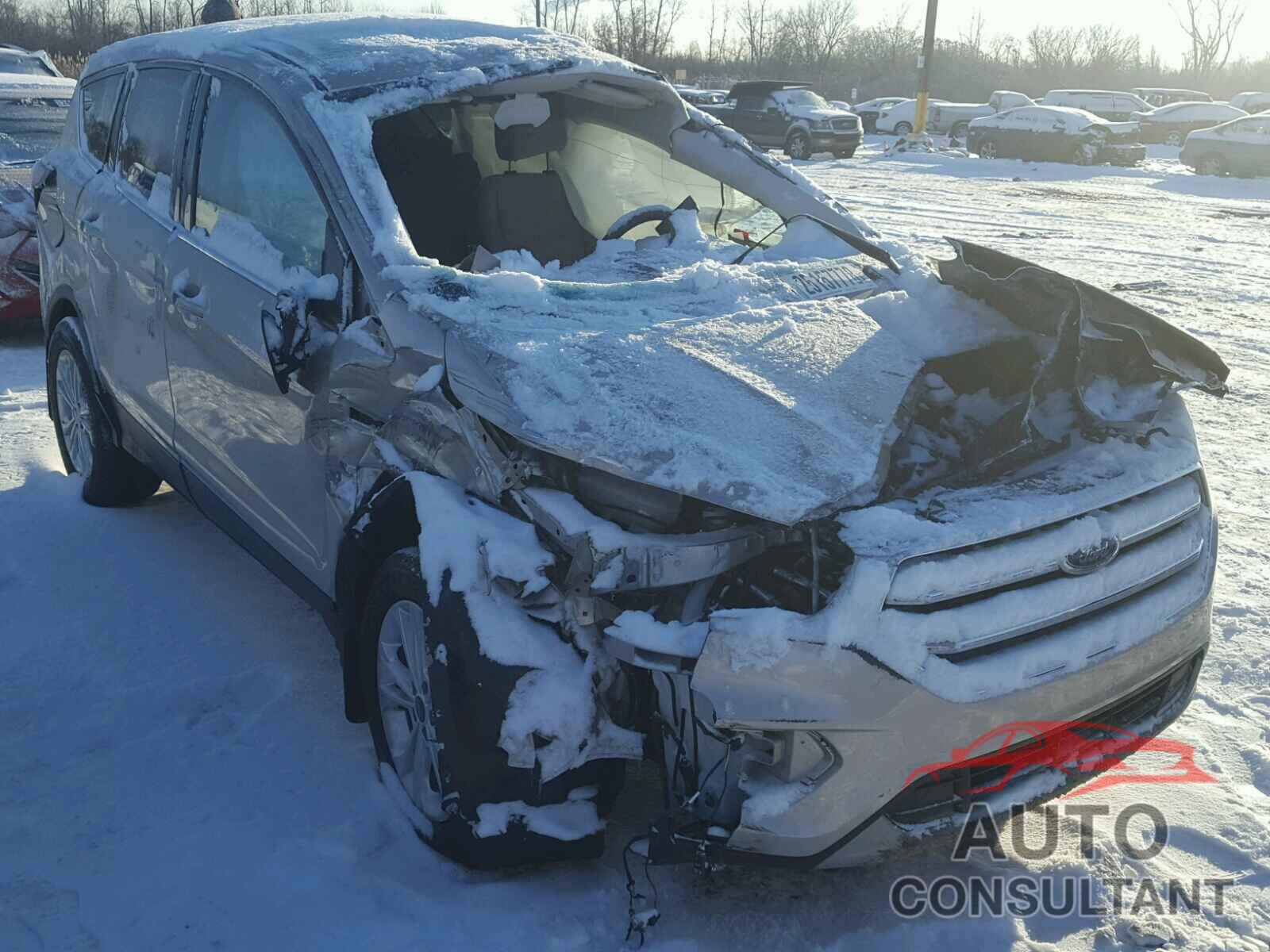 FORD ESCAPE 2017 - 1FMCU9GD7HUC48440