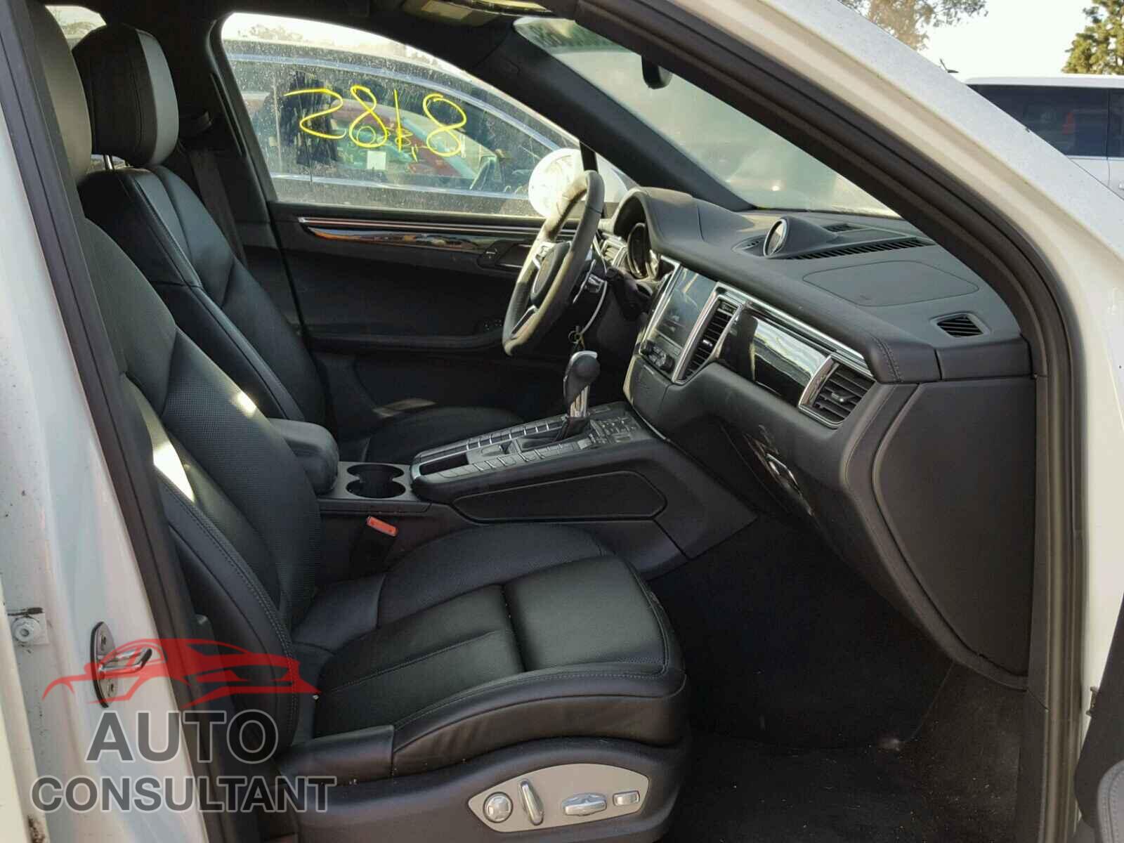 PORSCHE MACAN 2017 - WP1AB2A57HLB11447