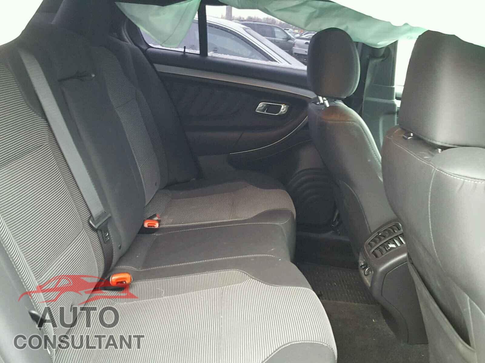 FORD TAURUS 2015 - 1FAHP2E85FG125512