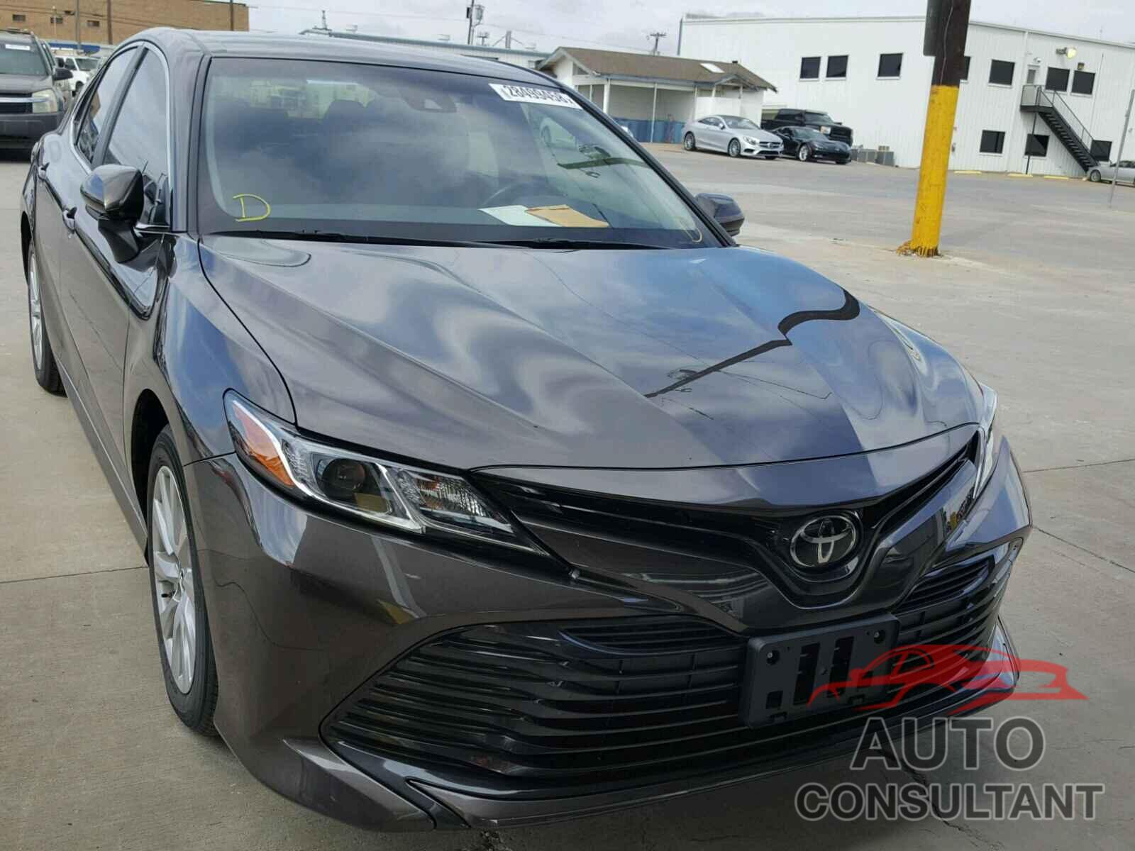 TOYOTA CAMRY 2018 - JTNB11HK6J3006561
