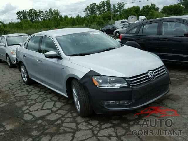 VOLKSWAGEN PASSAT 2015 - 1VWAT7A37FC114014
