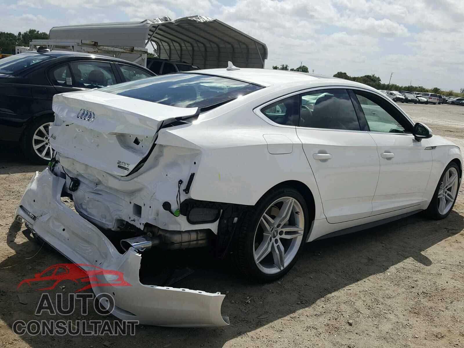 AUDI A5 2018 - WAUENCF58JA006830