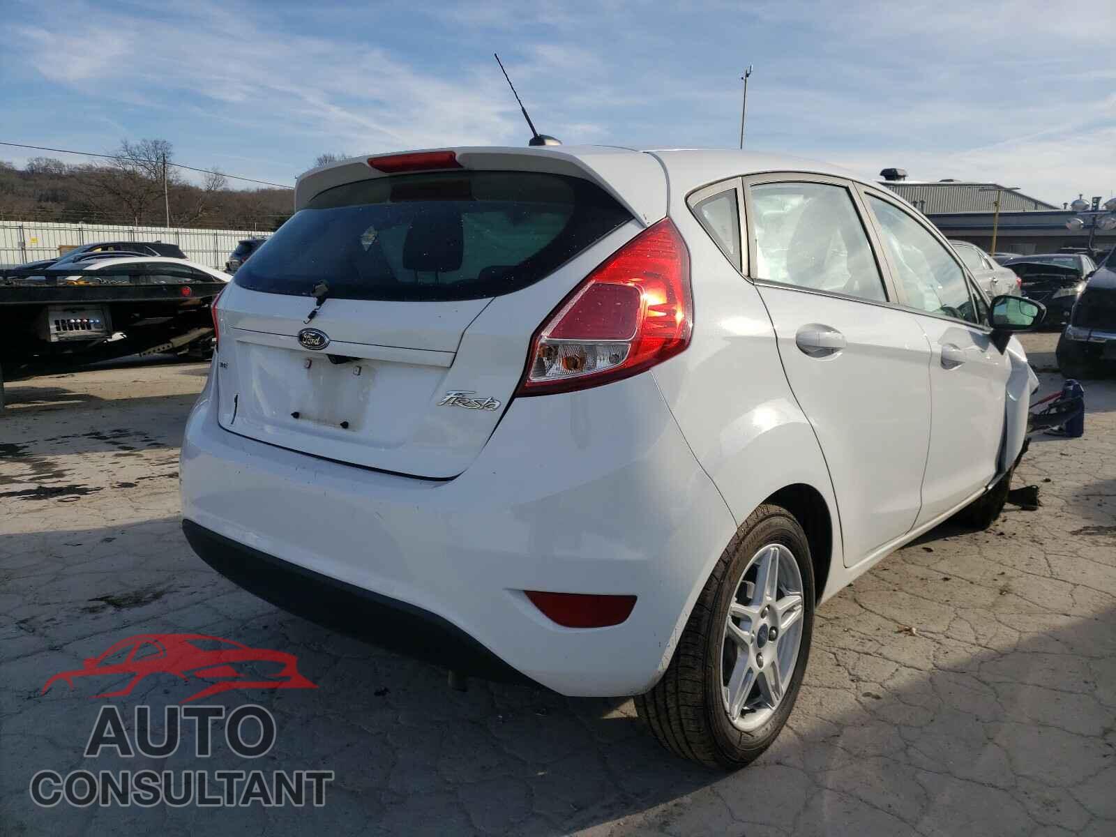 FORD FIESTA 2018 - 3FADP4EJ2JM111403