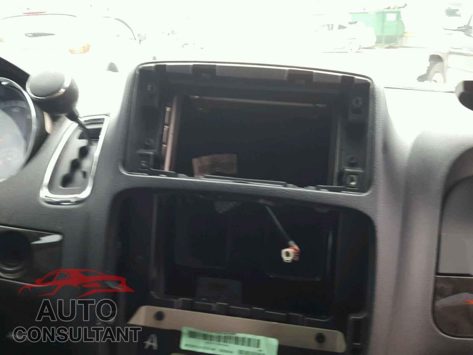 DODGE CARAVAN 2015 - 2C4RDGBG4FR527830