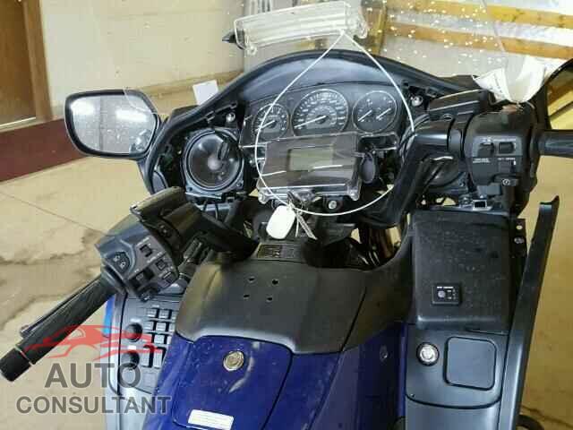 HONDA GL CYCLE 2015 - JH2SC6846FK200427