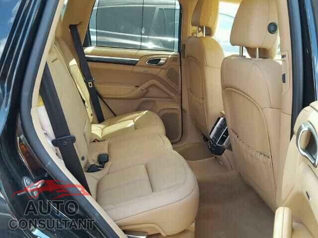 PORSCHE CAYENNE 2016 - WP1AB2A29GLA92551