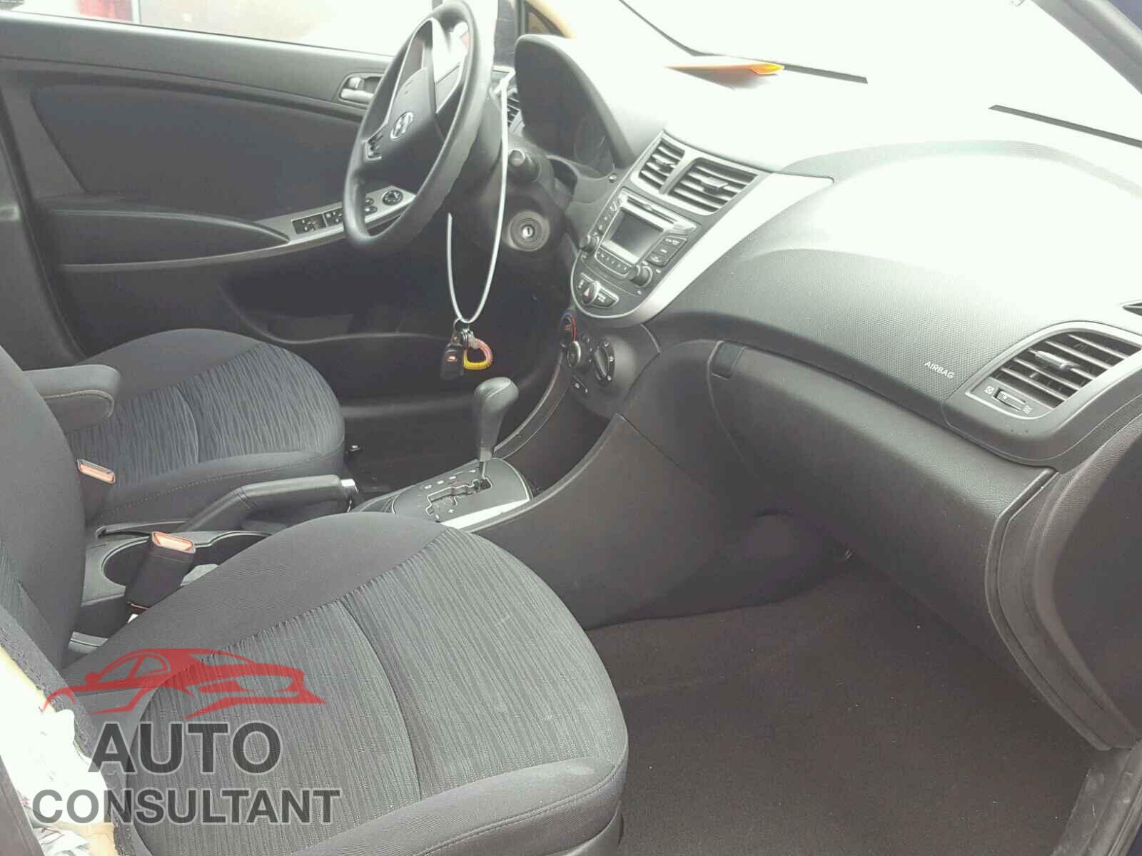 HYUNDAI ACCENT 2015 - KMHCT5AE3FU222413