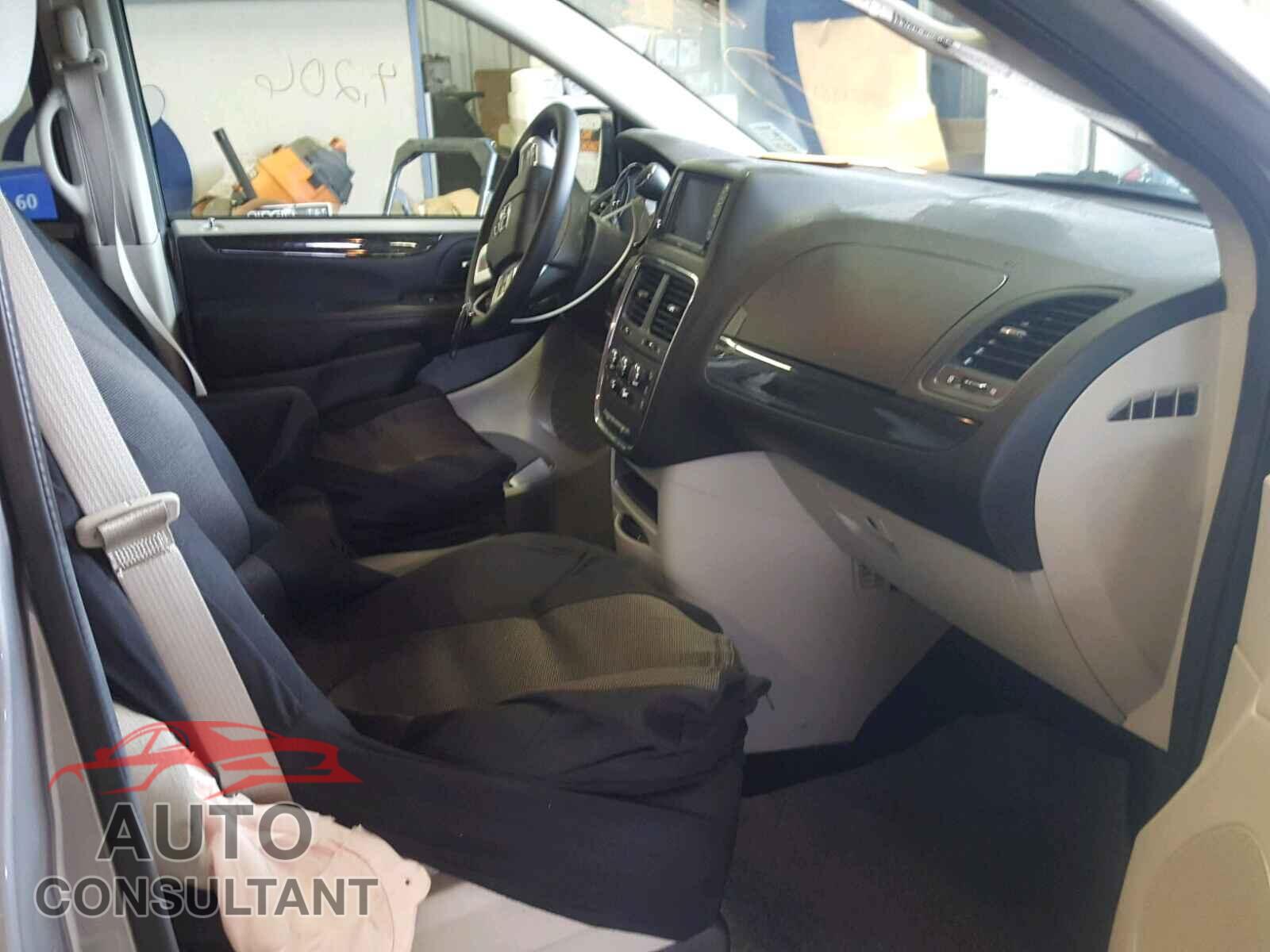 DODGE CARAVAN 2017 - 2C4RDGBG1HR605581
