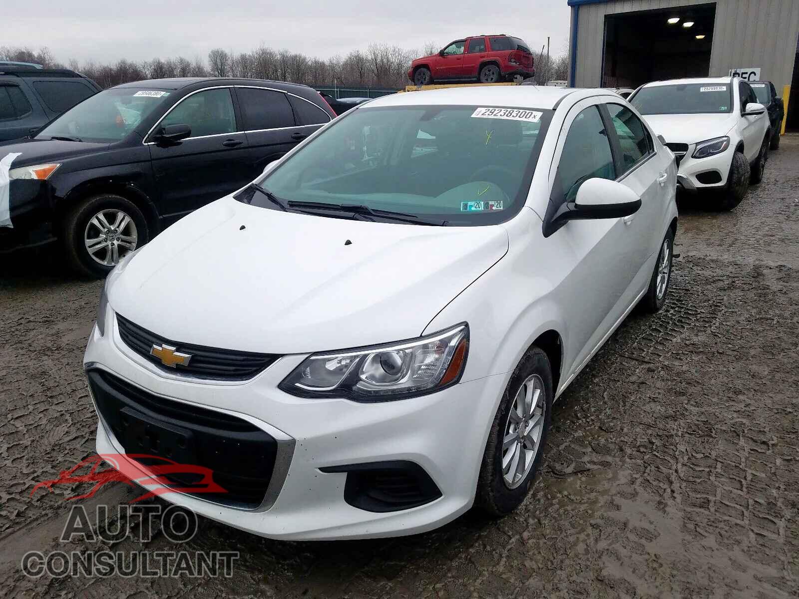 CHEVROLET SONIC 2017 - 5NPD74LF9HH120592