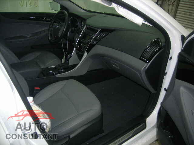 HYUNDAI SONATA 2014 - 5NPEC4AC1EH877331