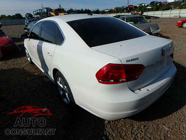 VOLKSWAGEN PASSAT 2015 - 1VWAT7A39FC093179