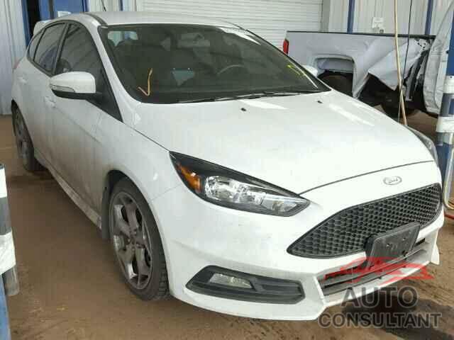 FORD FOCUS 2015 - 1FADP3L93FL341124