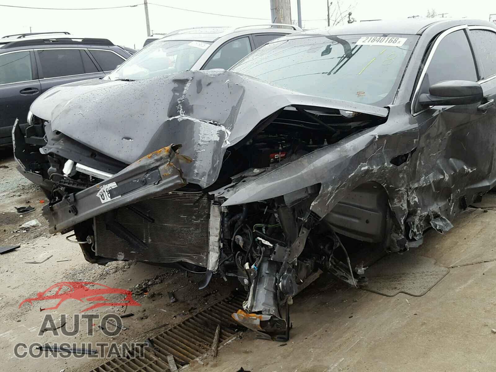 FORD TAURUS 2015 - 1FAHP2E83FG209506