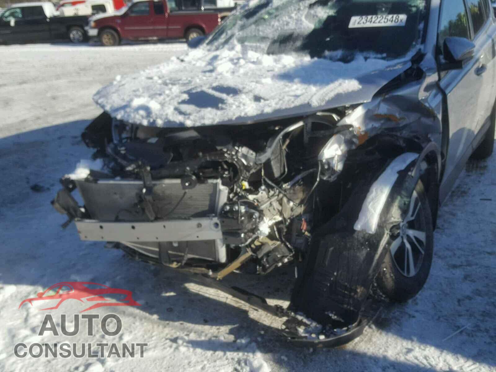 TOYOTA RAV4 2017 - 2T3RFREV6HW566802