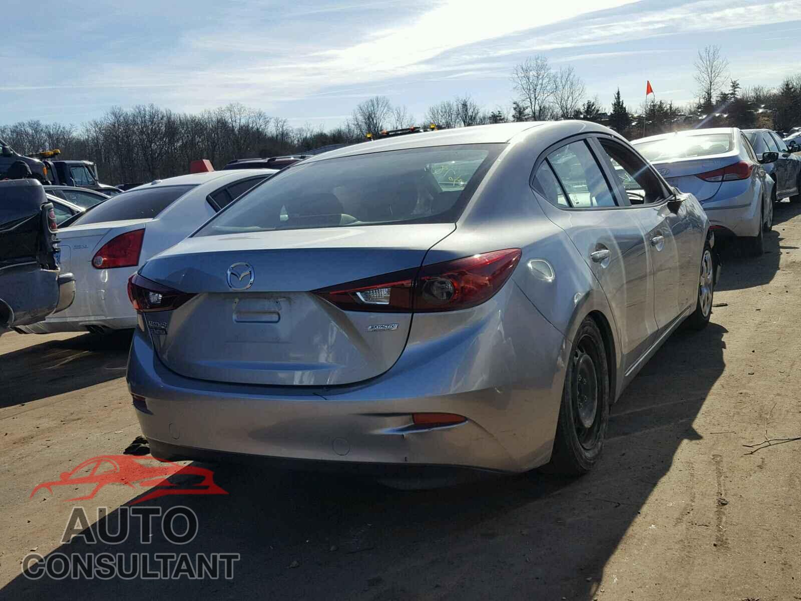 MAZDA 3 2015 - 3MZBM1U76FM218490