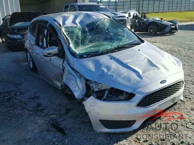 FORD FOCUS 2015 - 1FADP3K27FL378519