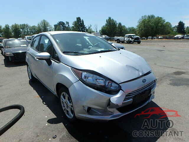 FORD FIESTA 2015 - 3FADP4EJ5FM204665