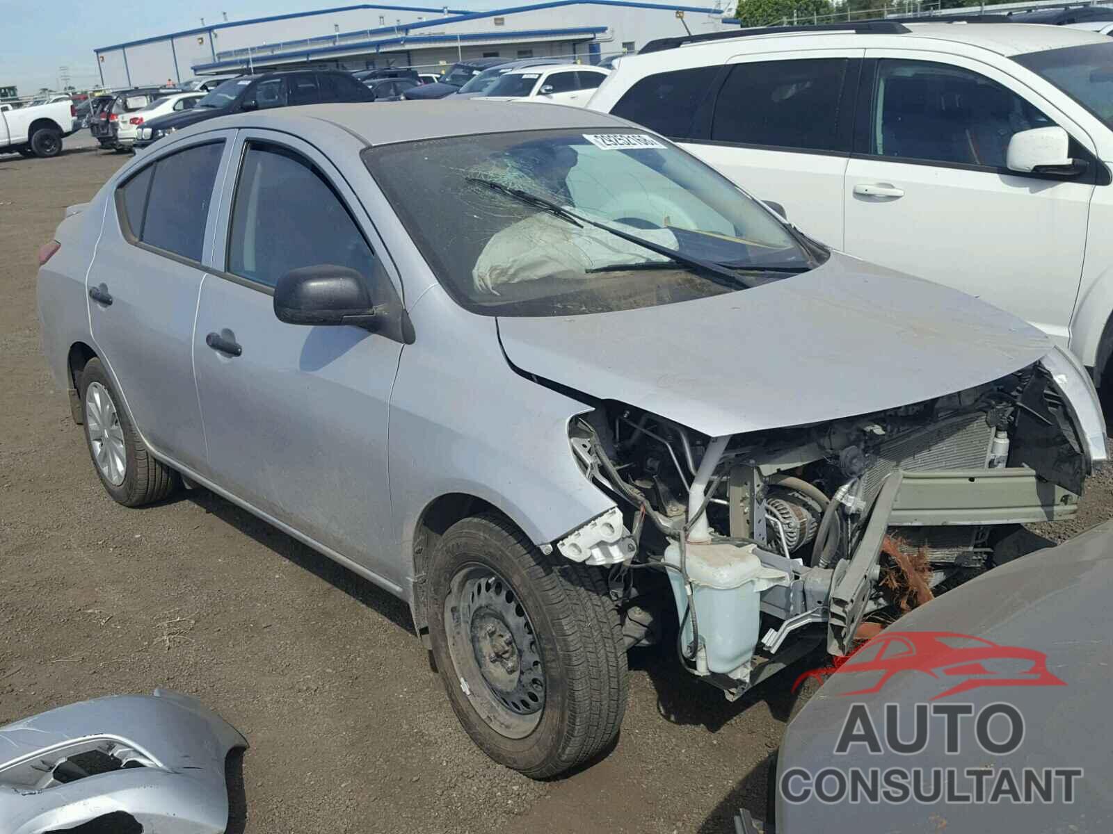 NISSAN VERSA 2015 - 3N1CN7AP1FL830360
