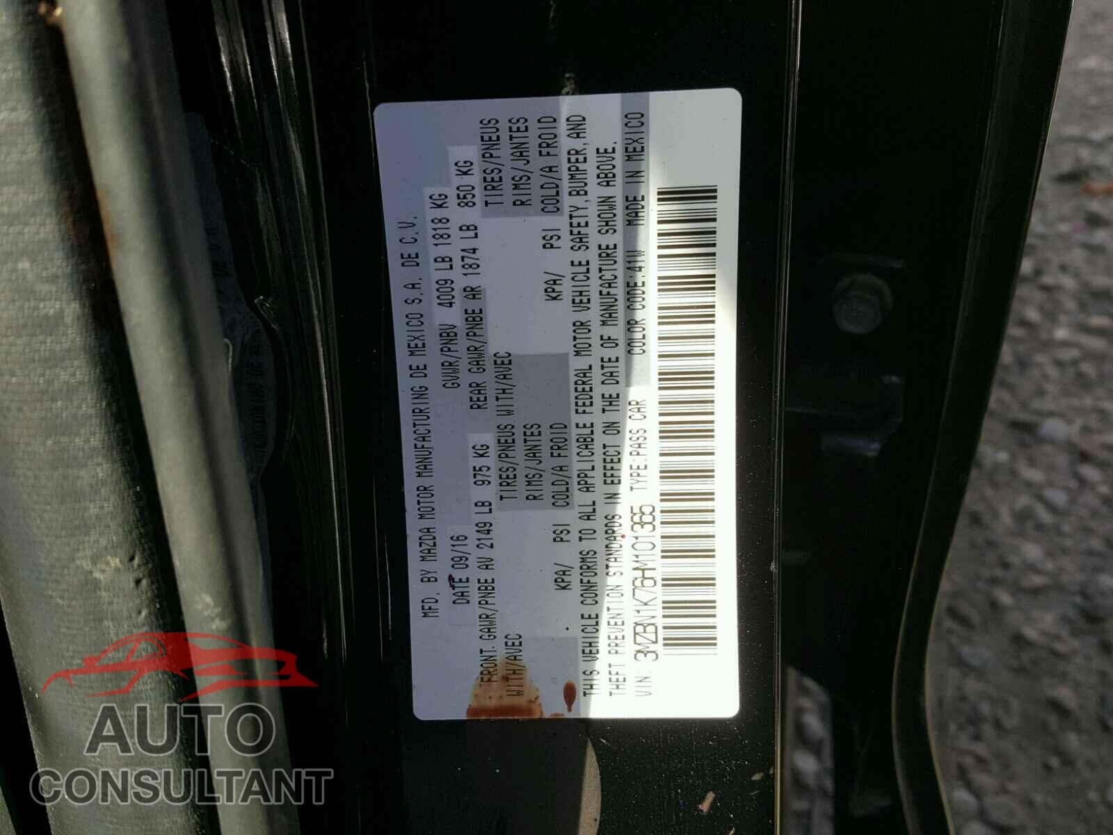 MAZDA 3 2017 - 3MZBN1K76HM101365