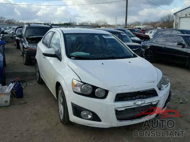 CHEVROLET SONIC 2016 - 1G1JE5SB5G4134483