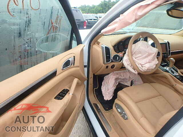 PORSCHE CAYENNE 2015 - WP1AF2A28FLA31792