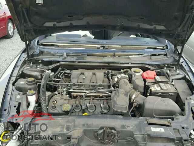 FORD TAURUS 2015 - 1FAHP2E88FG208383