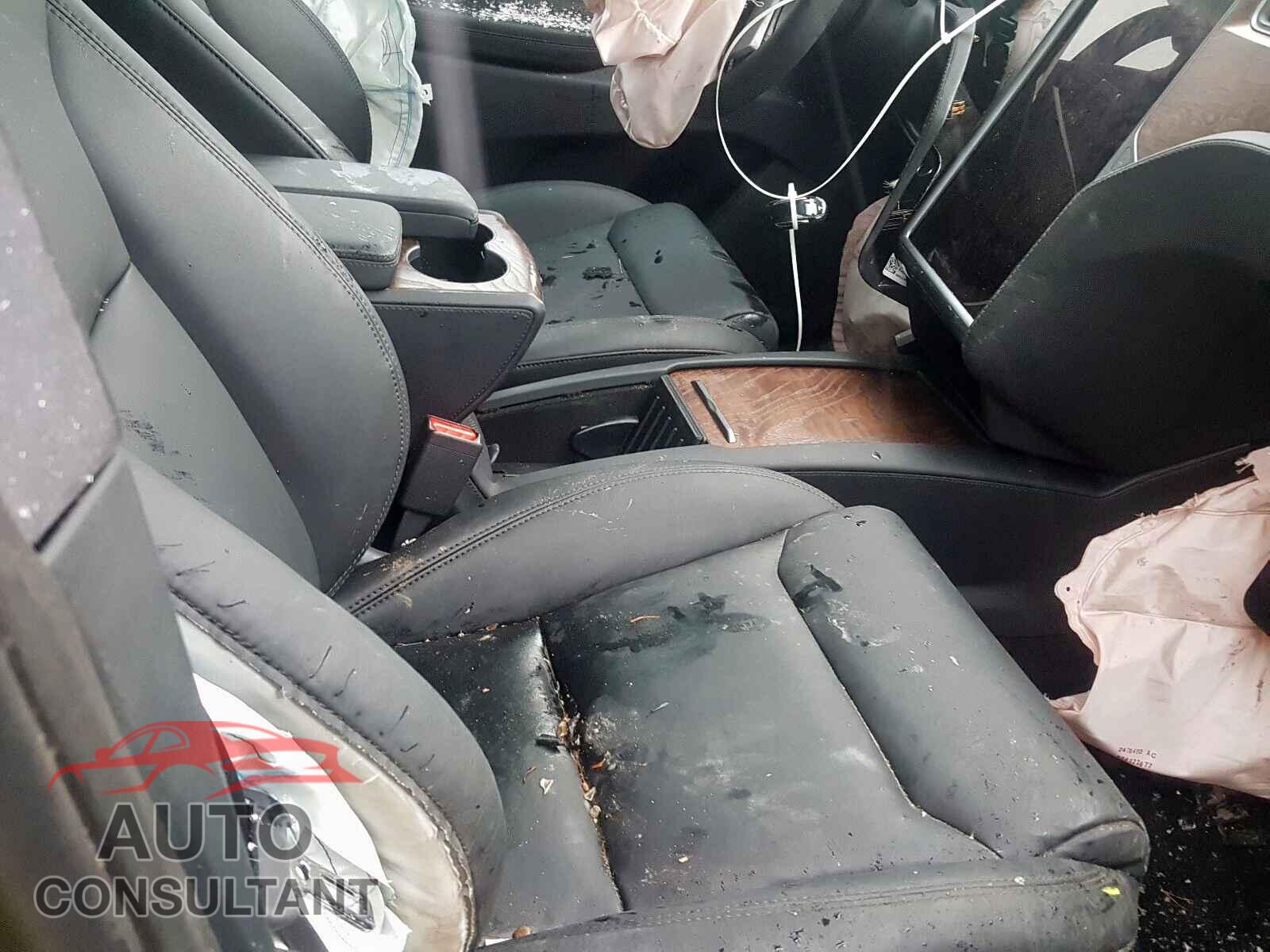 TESLA MODEL X 2020 - 5YJXCAE29LF231040