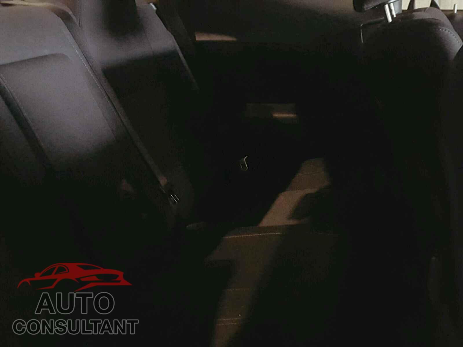 DODGE CHALLENGER 2015 - 2C3CDZAT0FH764521