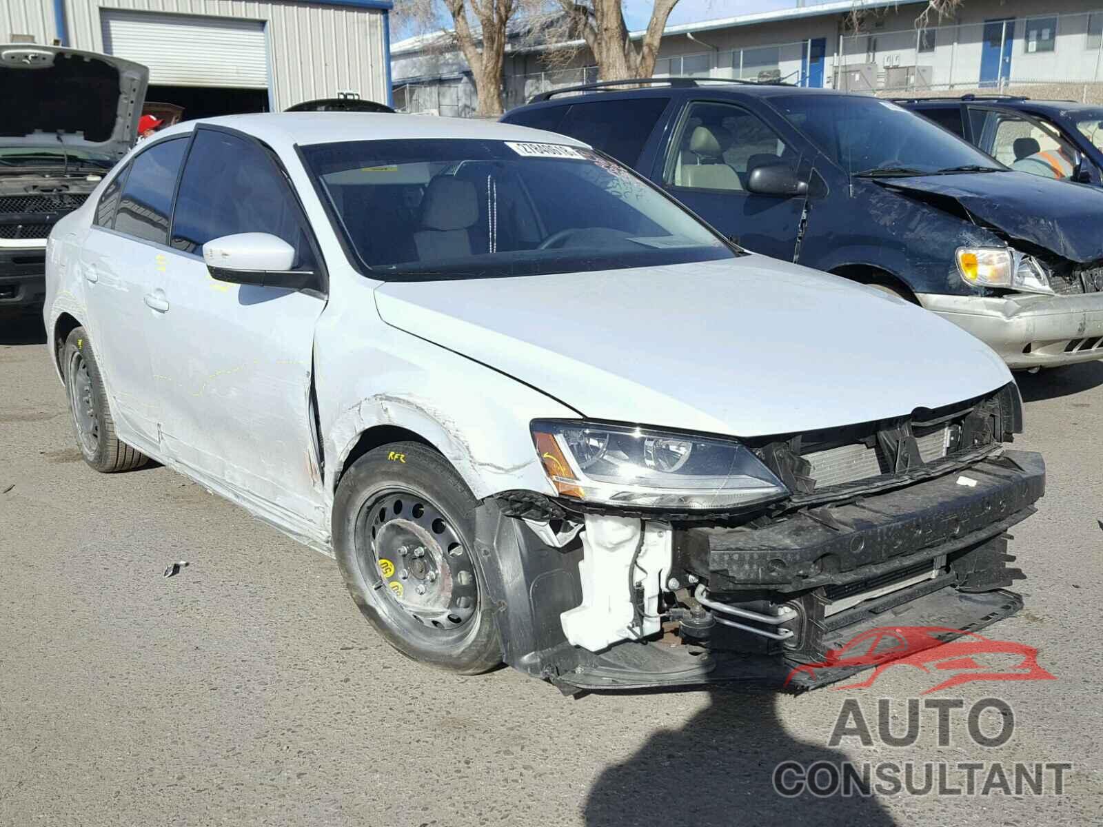 VOLKSWAGEN JETTA 2017 - 3VW2B7AJXHM388606
