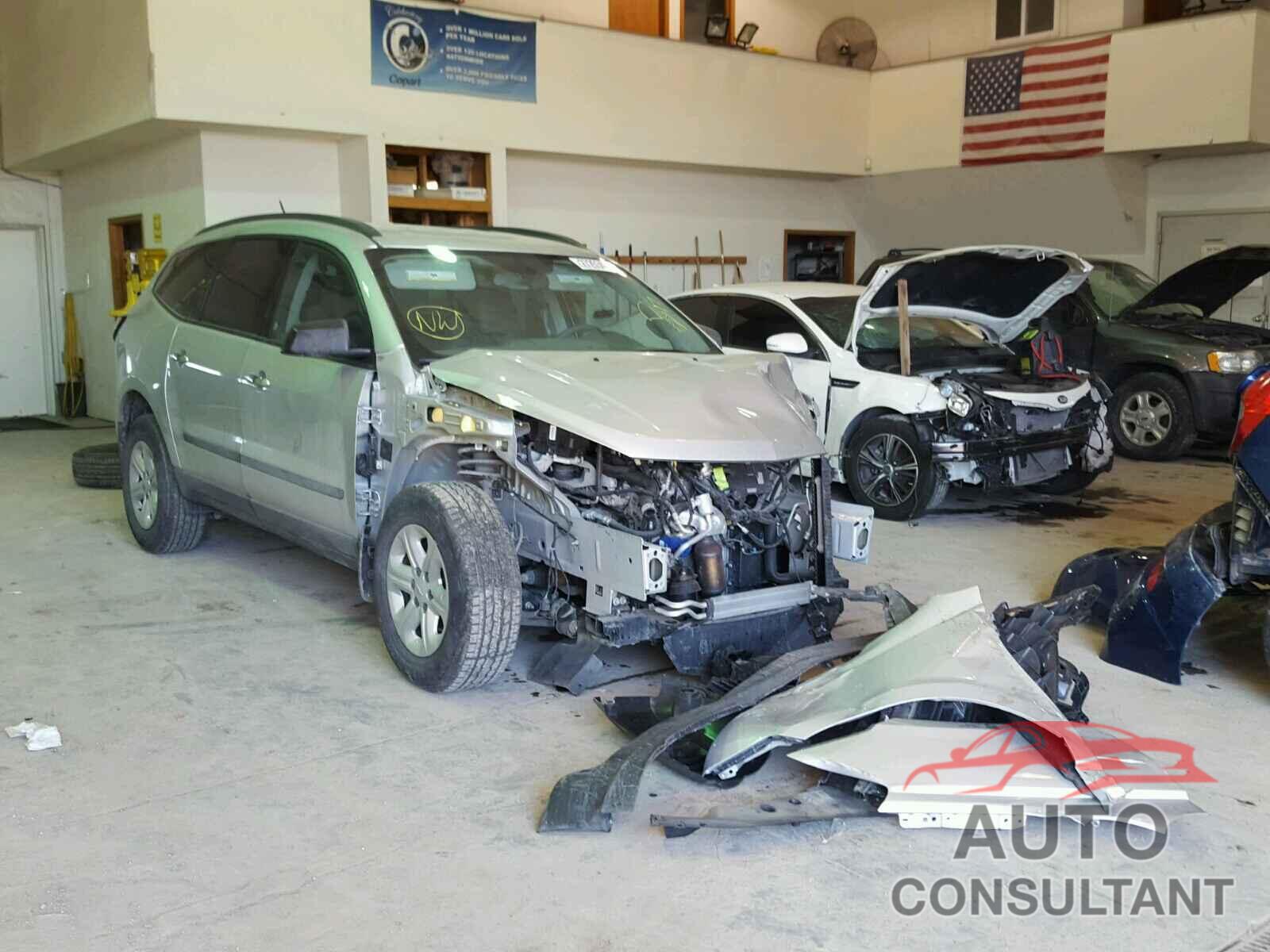 CHEVROLET TRAVERSE 2016 - 1GNKVFKD5GJ275047