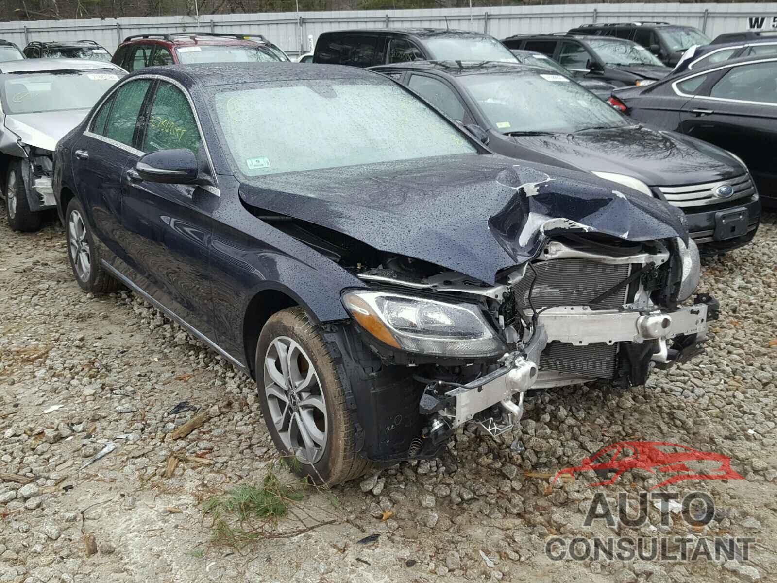 MERCEDES-BENZ C300 2018 - 55SWF4KB7JU241988
