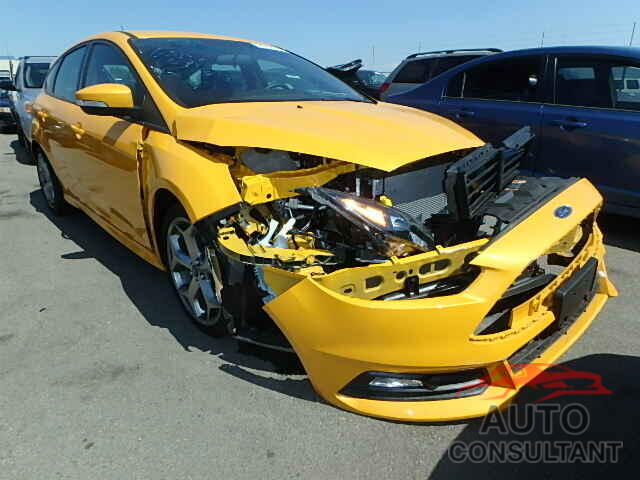 FORD FOCUS 2015 - 1FADP3L96FL221009