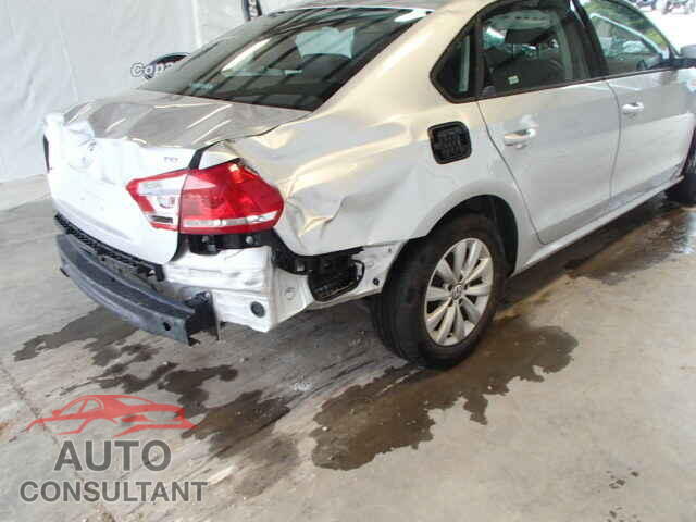 VOLKSWAGEN PASSAT 2015 - 1VWAT7A31FC063786