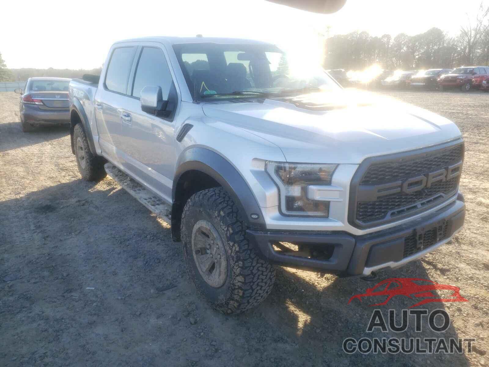 FORD F150 SVT 2018 - 1FTFW1RG2JFA94704
