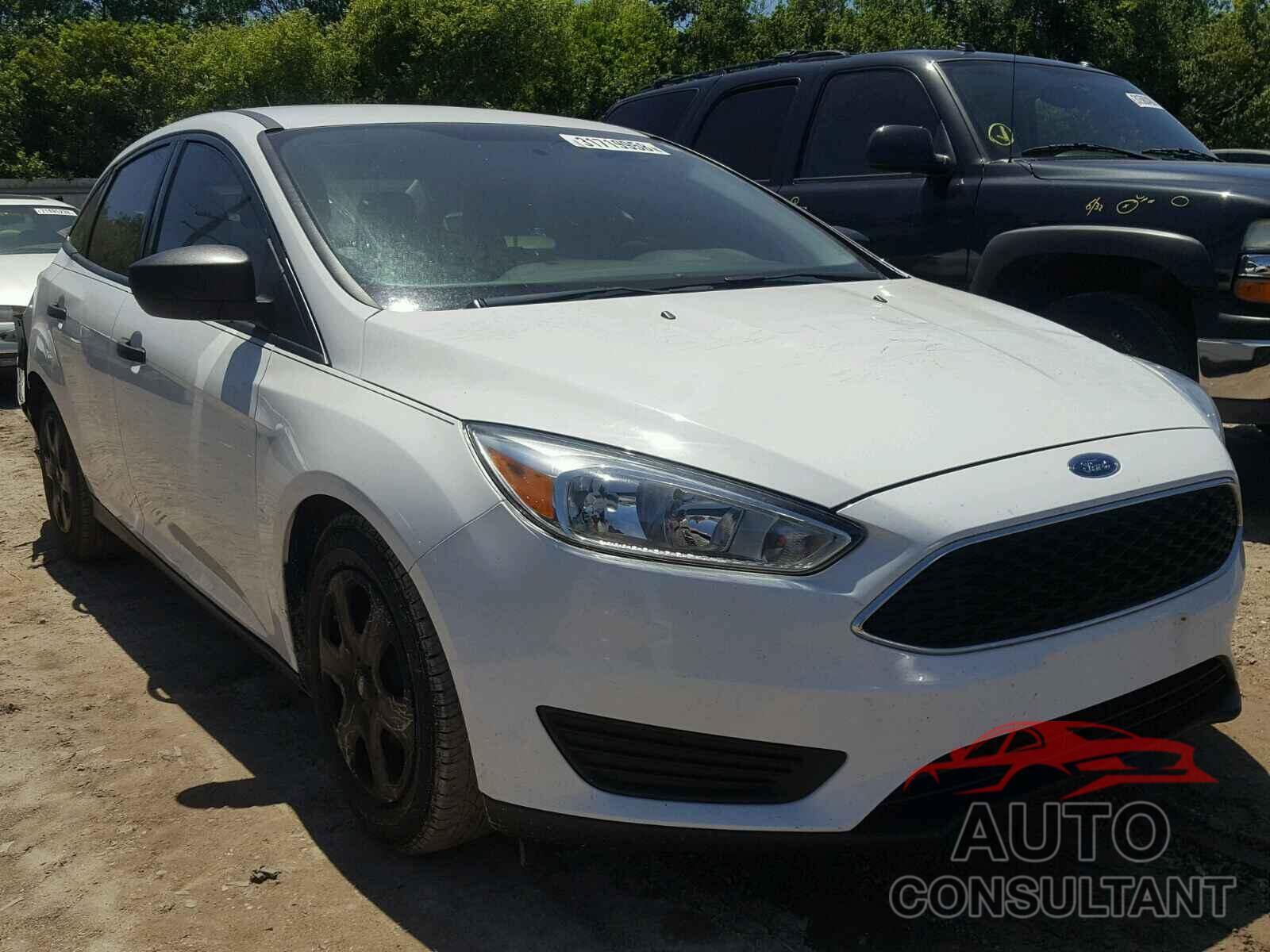 FORD FOCUS 2015 - 1FADP3E20FL354400
