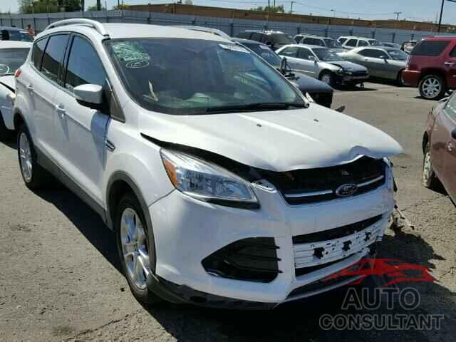 FORD ESCAPE 2016 - 1FMCU9J98GUC62933