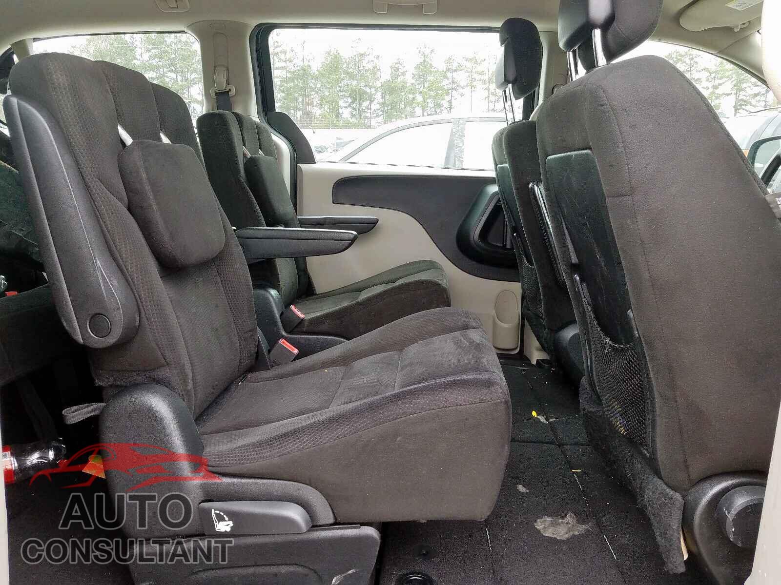 DODGE CARAVAN 2015 - 5TDBZRFH4HS416755