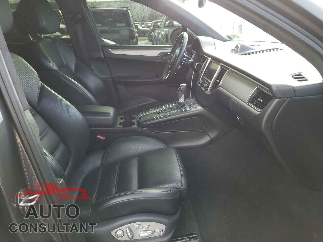 PORSCHE MACAN 2016 - WP1AF2A56GLB91858