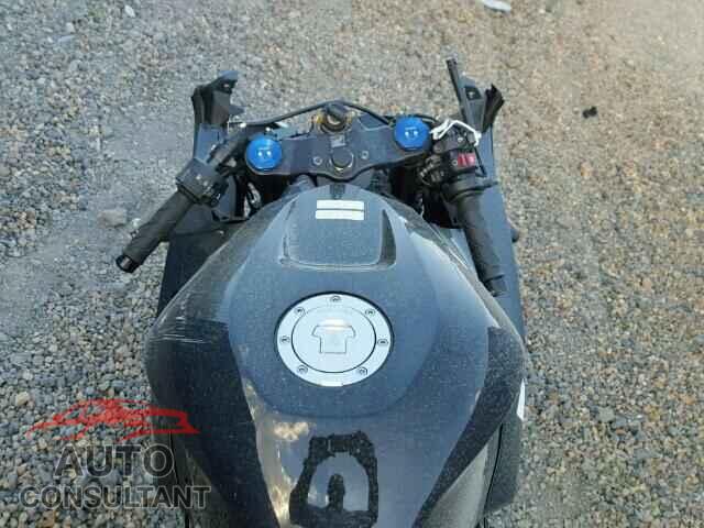 HONDA CBR CYCLE 2015 - JH2PC4006FK800707