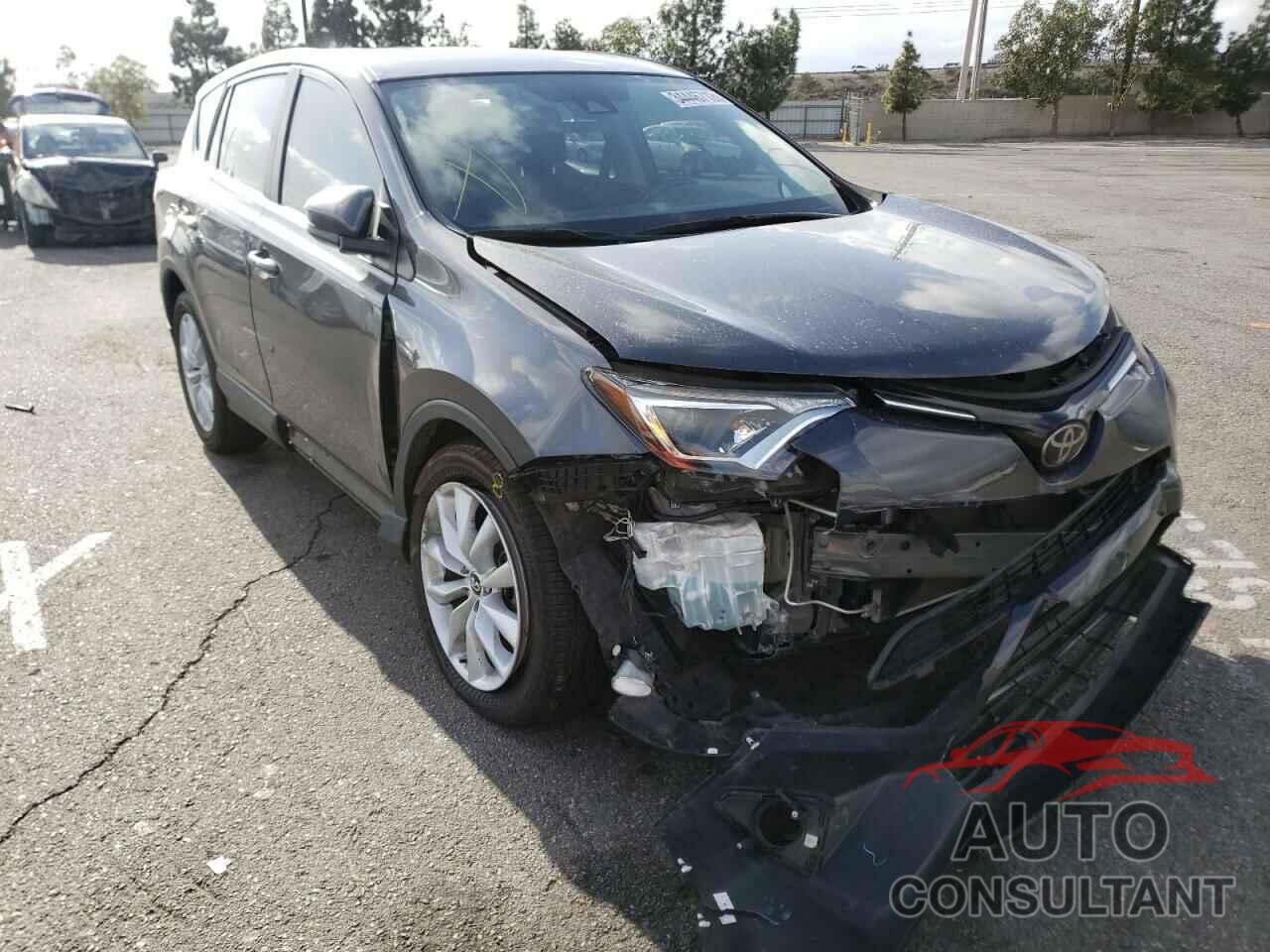 TOYOTA RAV4 2018 - JTMWFREV5JJ724506