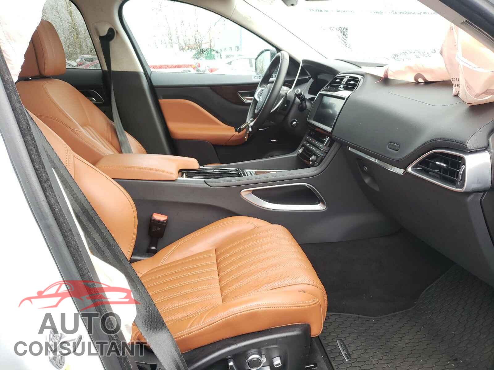 JAGUAR F-PACE 2018 - SADCN2EV0JA240437