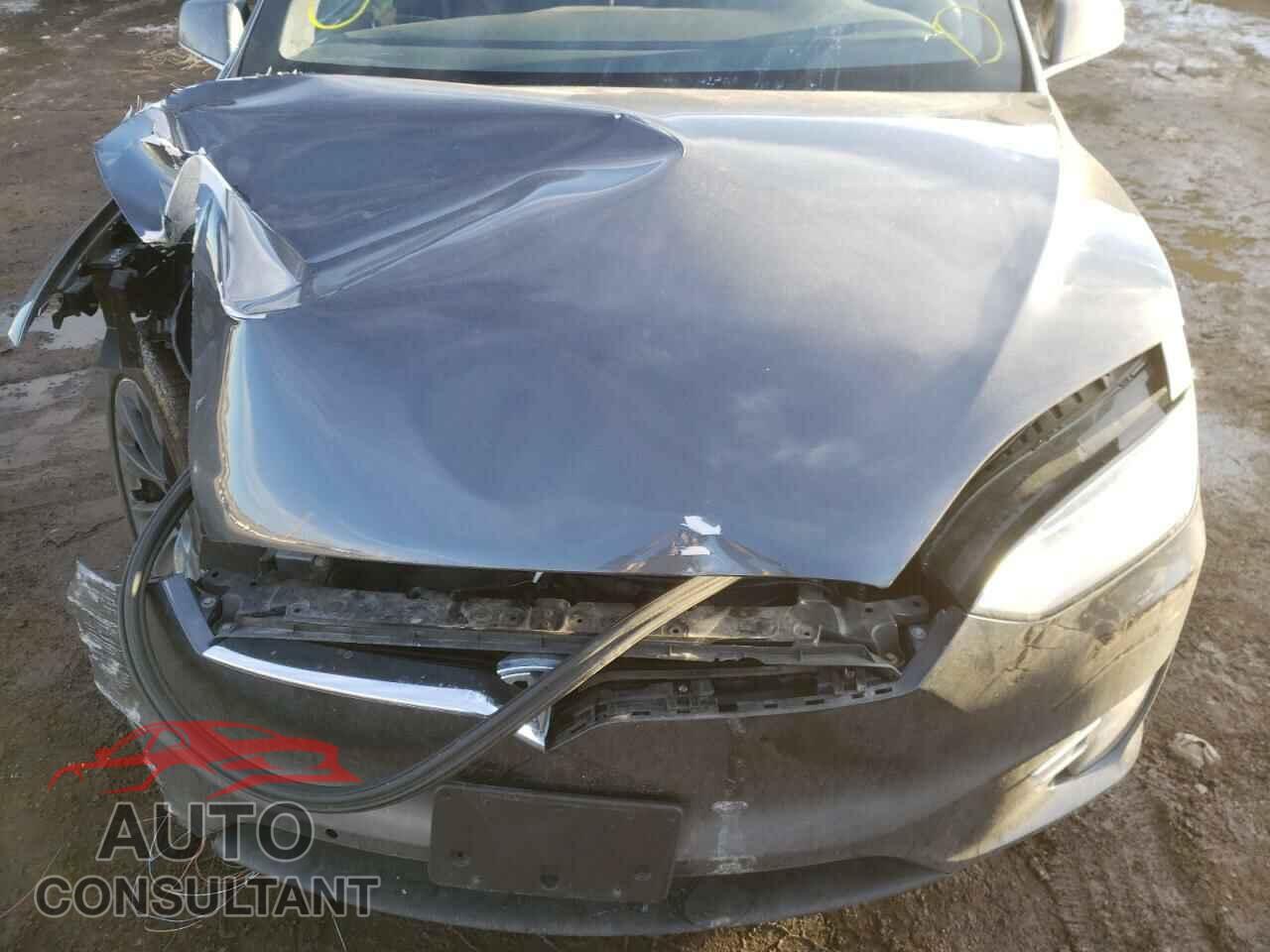 TESLA MODEL X 2017 - 5YJXCDE2XHF065538