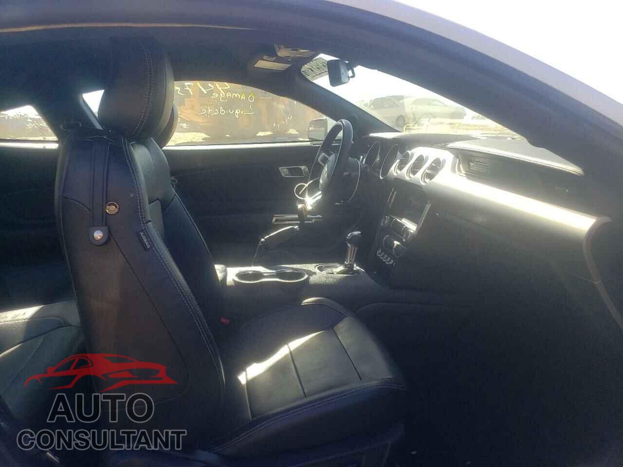 FORD MUSTANG 2020 - 1FA6P8CF8L5131114