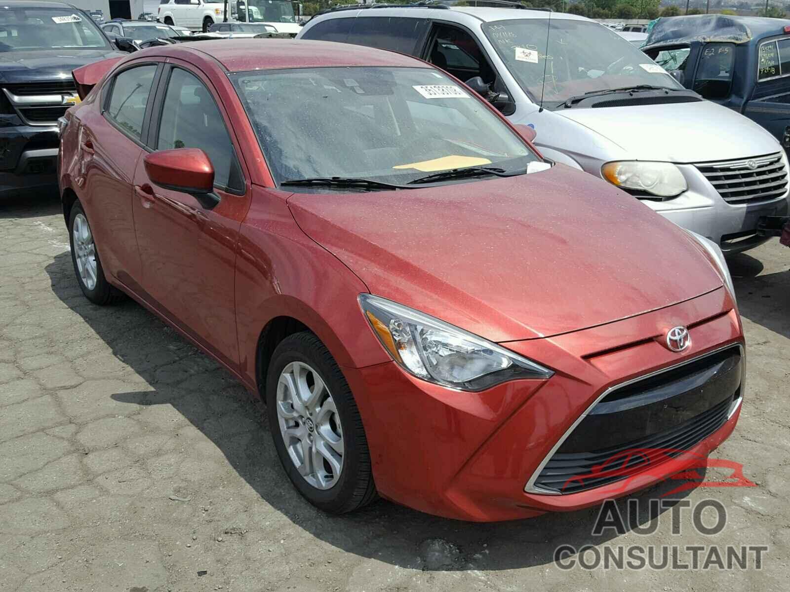 TOYOTA YARIS 2018 - 3MYDLBYVXJY305048