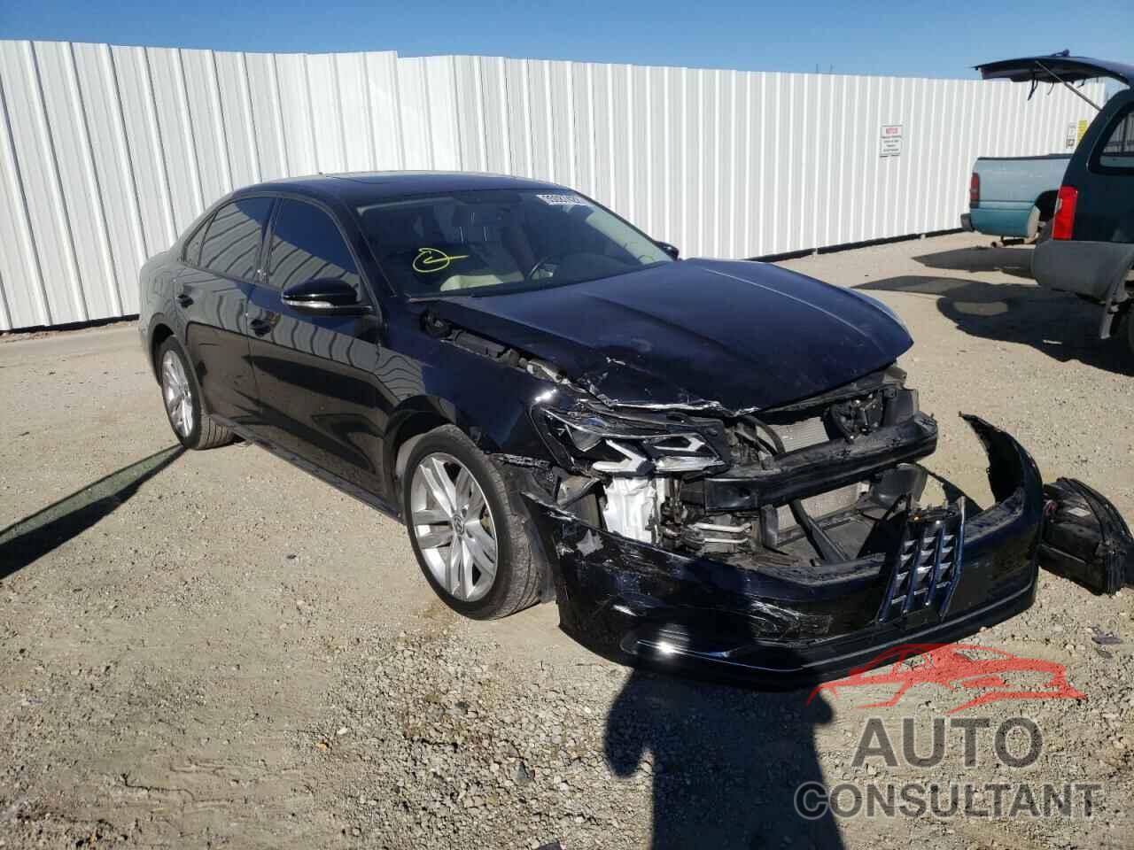 VOLKSWAGEN PASSAT 2019 - 1VWLA7A36KC009666
