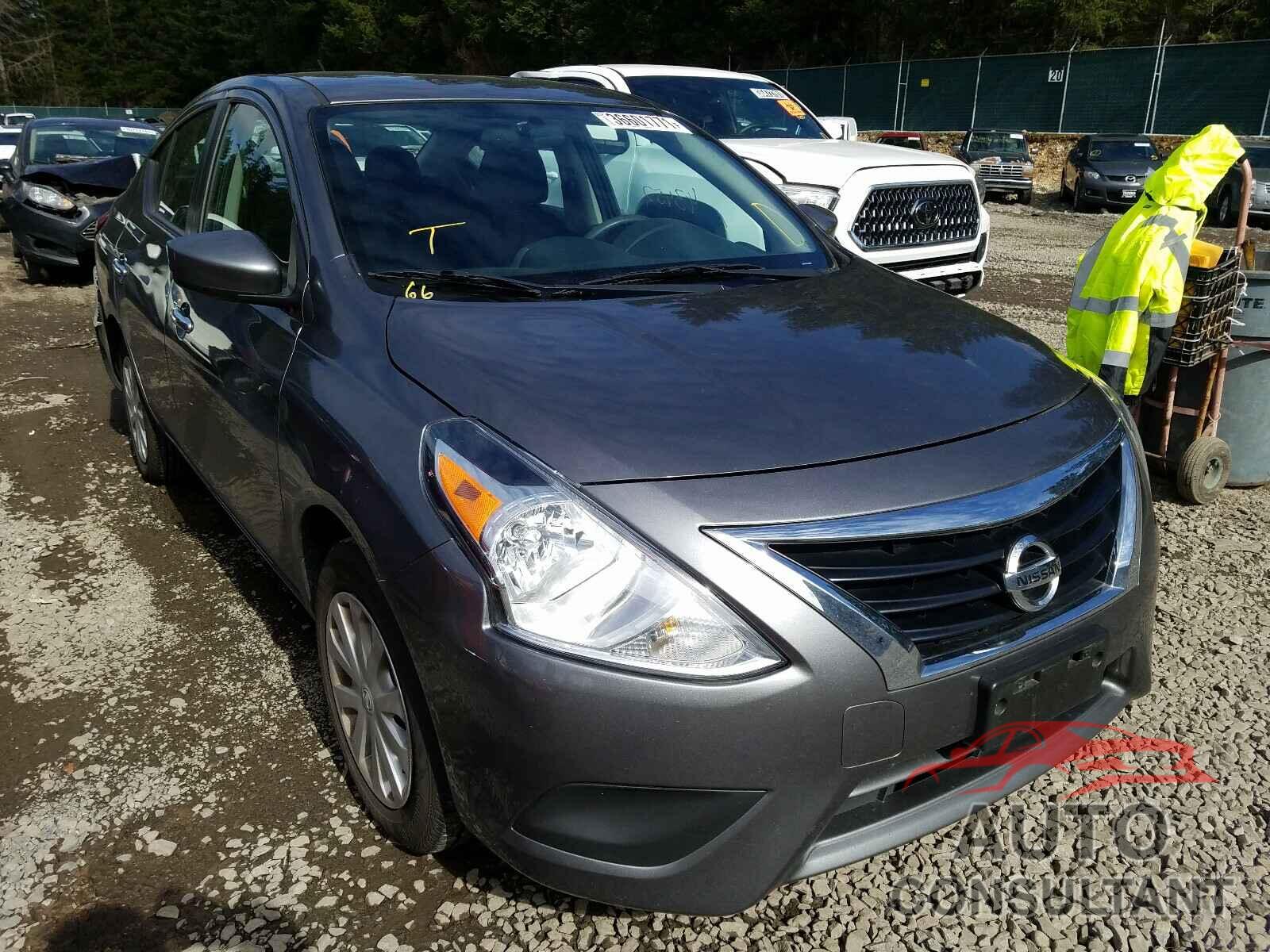 NISSAN VERSA 2018 - 3N1CN7AP3JL843393