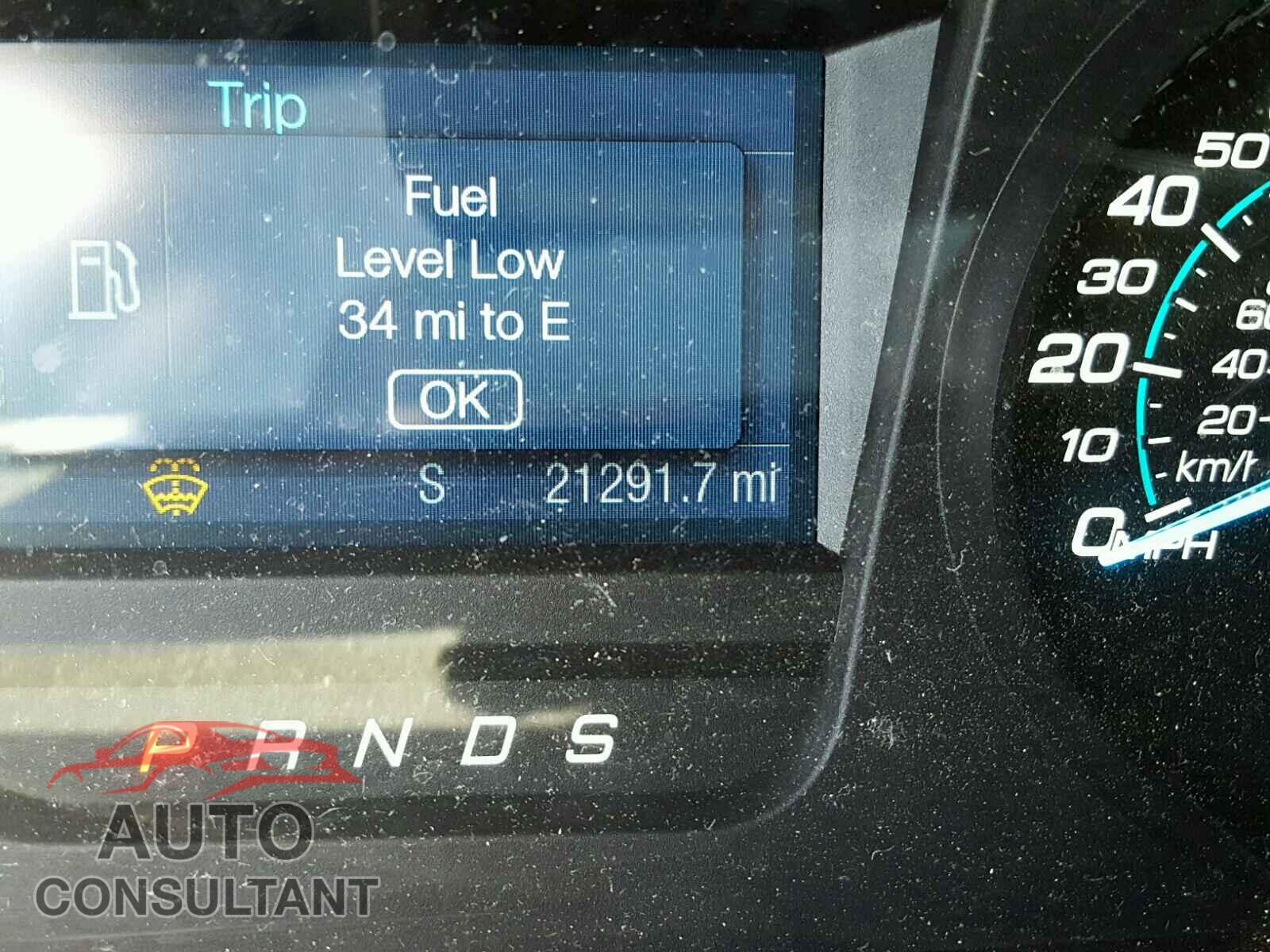 FORD TAURUS 2017 - 1FAHP2E81HG112579