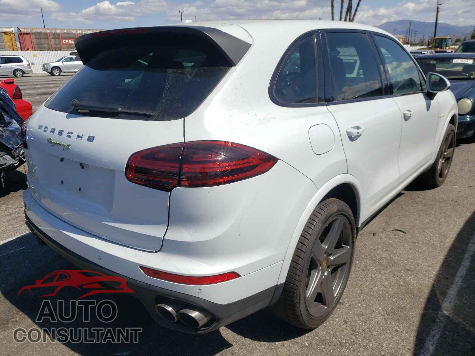 PORSCHE CAYENNE 2017 - WP1AE2A20HLA74805